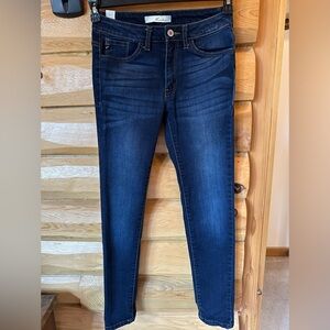 KanCan Alani Mid Rise Skinny Jean